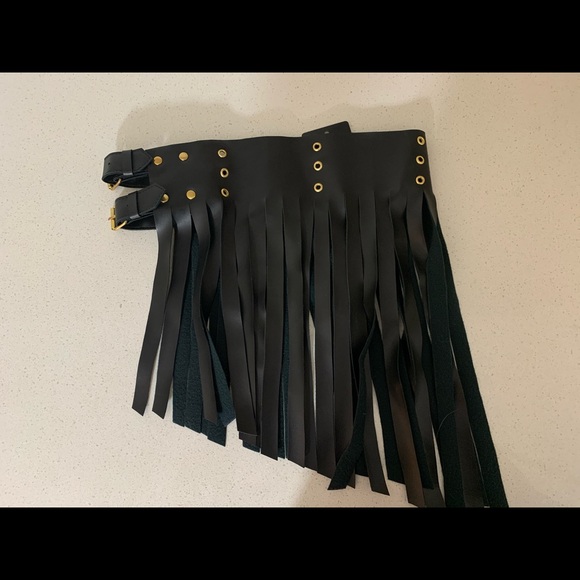 Touch of romance garder belt - Picture 3 of 3